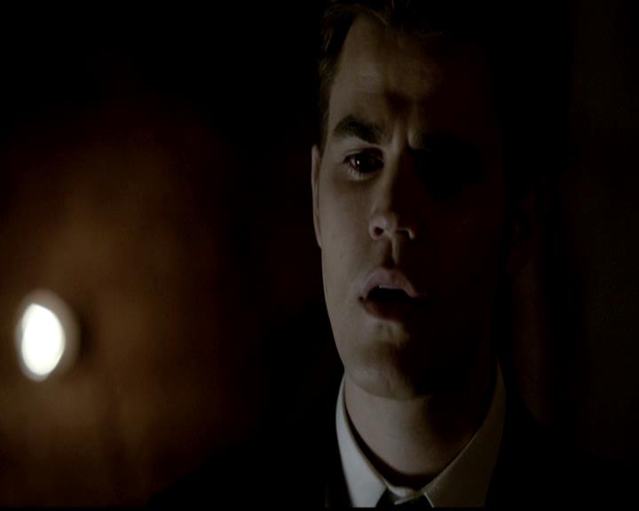 VampireDiariesWorld-dot-org_4x19PicturesOfYou2114.jpg