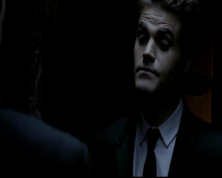 VampireDiariesWorld-dot-org_4x19PicturesOfYou2134.jpg