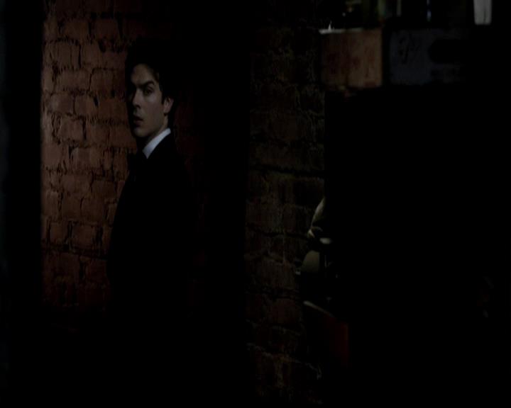 VampireDiariesWorld-dot-org_4x19PicturesOfYou2150.jpg