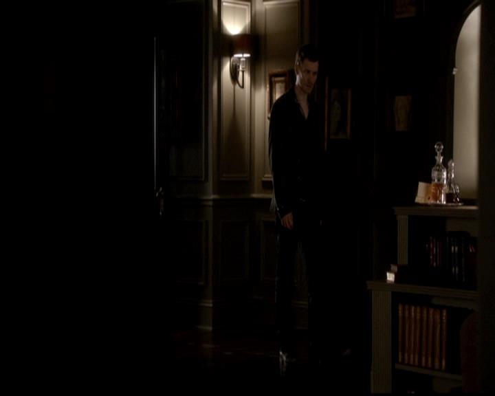 VampireDiariesWorld-dot-org_4x19PicturesOfYou2162.jpg