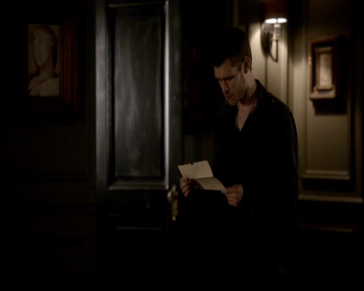 VampireDiariesWorld-dot-org_4x19PicturesOfYou2186.jpg