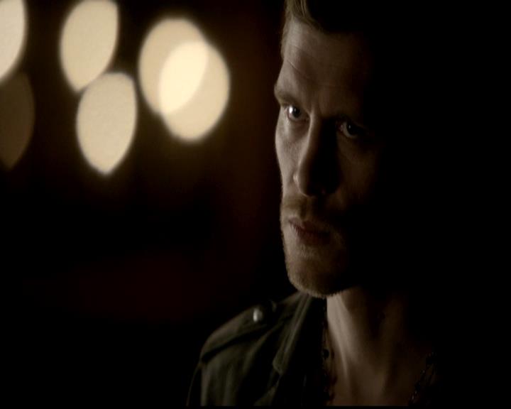 VampireDiariesWorld-dot-org_4x19PicturesOfYou2210.jpg