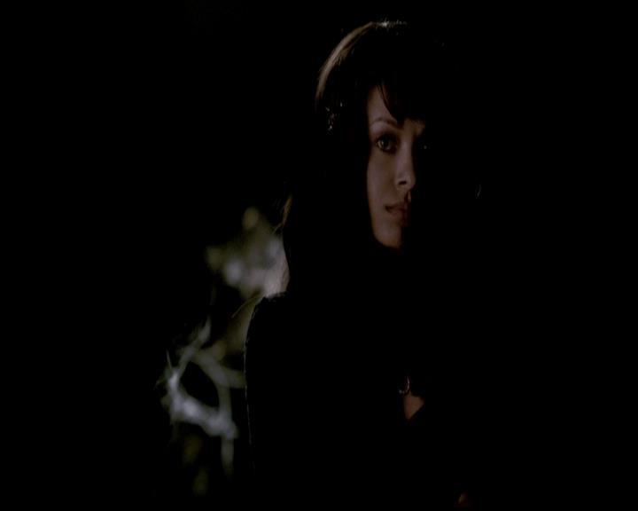 VampireDiariesWorld-dot-org_4x19PicturesOfYou2244.jpg