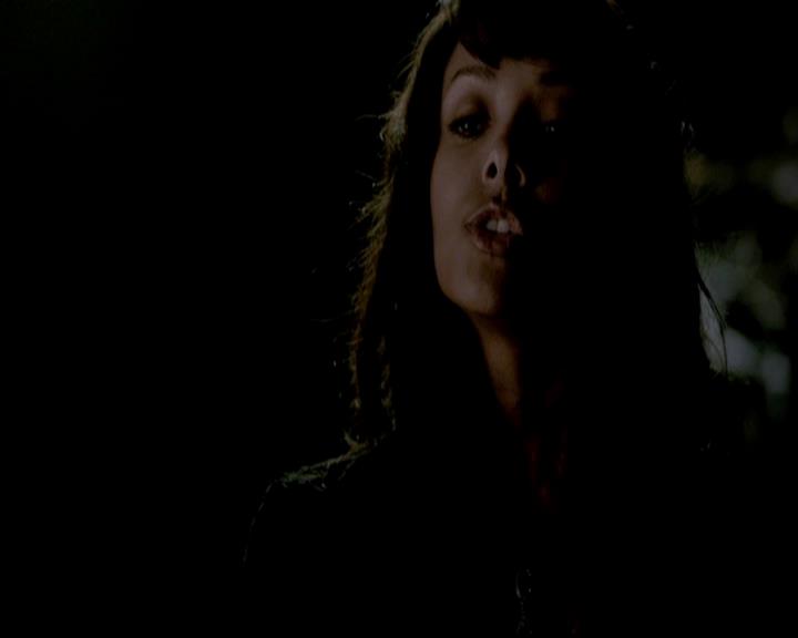 VampireDiariesWorld-dot-org_4x19PicturesOfYou2270.jpg