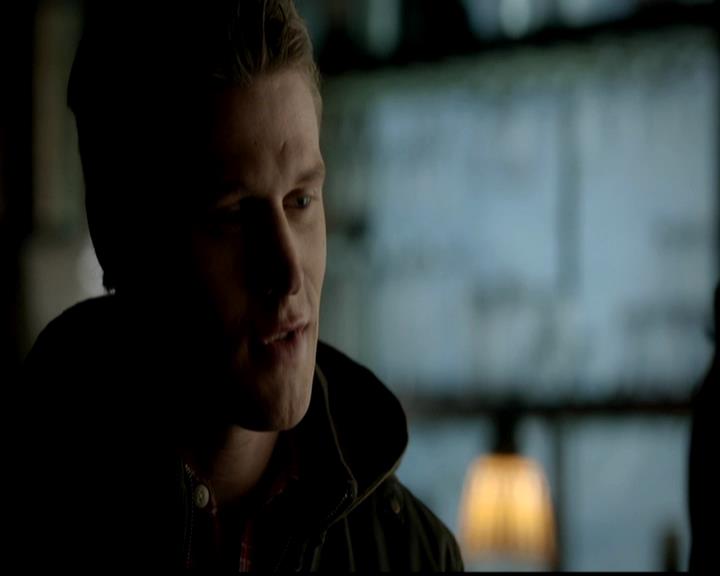 VampireDiariesWorld-dot-org_4x21ShesComeUndone0343.jpg