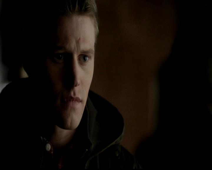 VampireDiariesWorld-dot-org_4x21ShesComeUndone0347.jpg