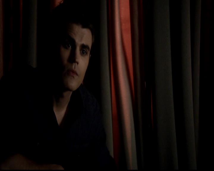 VampireDiariesWorld-dot-org_4x21ShesComeUndone0488.jpg