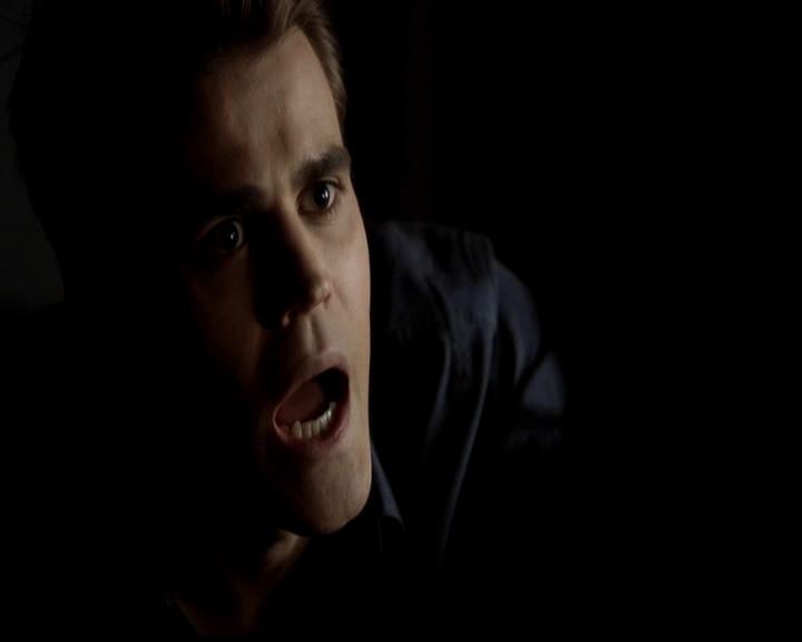 VampireDiariesWorld-dot-org_4x21ShesComeUndone0573.jpg