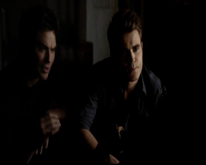 VampireDiariesWorld-dot-org_4x21ShesComeUndone0590.jpg