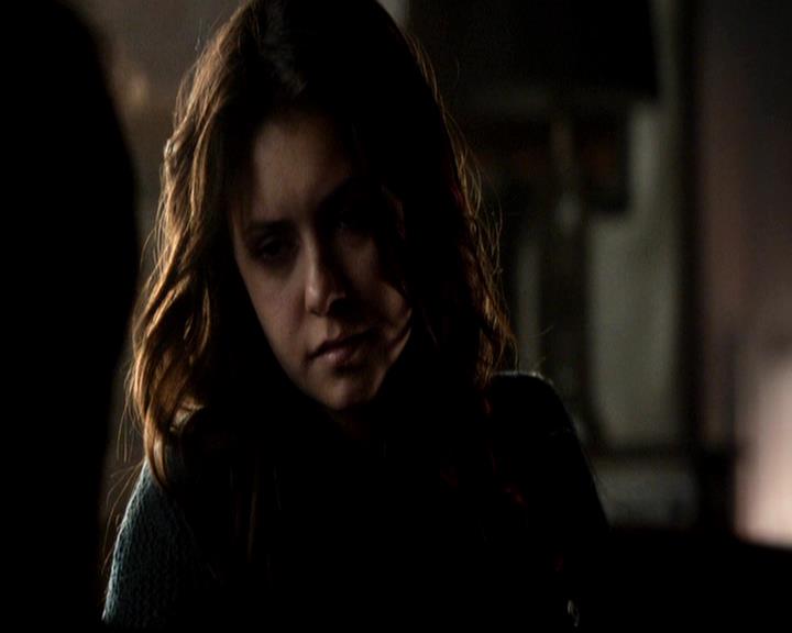 VampireDiariesWorld-dot-org_4x21ShesComeUndone0593.jpg