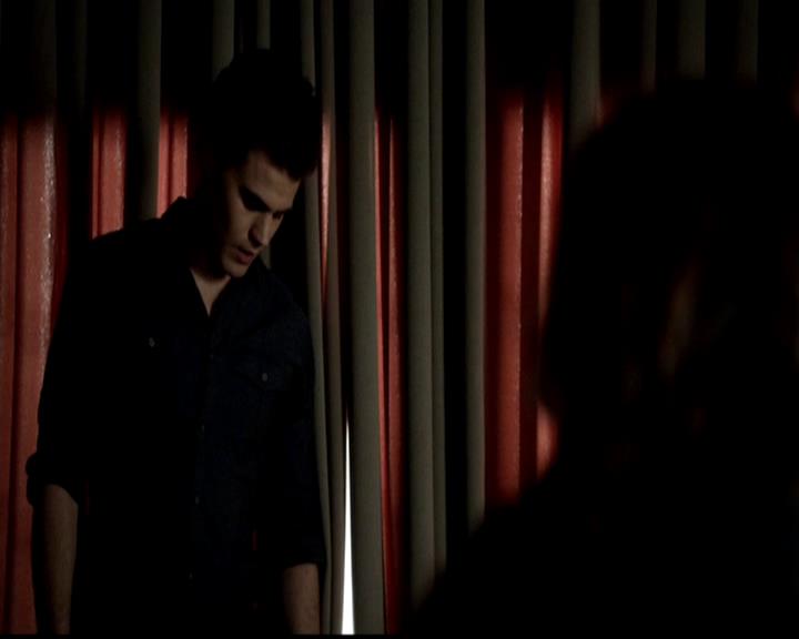 VampireDiariesWorld-dot-org_4x21ShesComeUndone0609.jpg