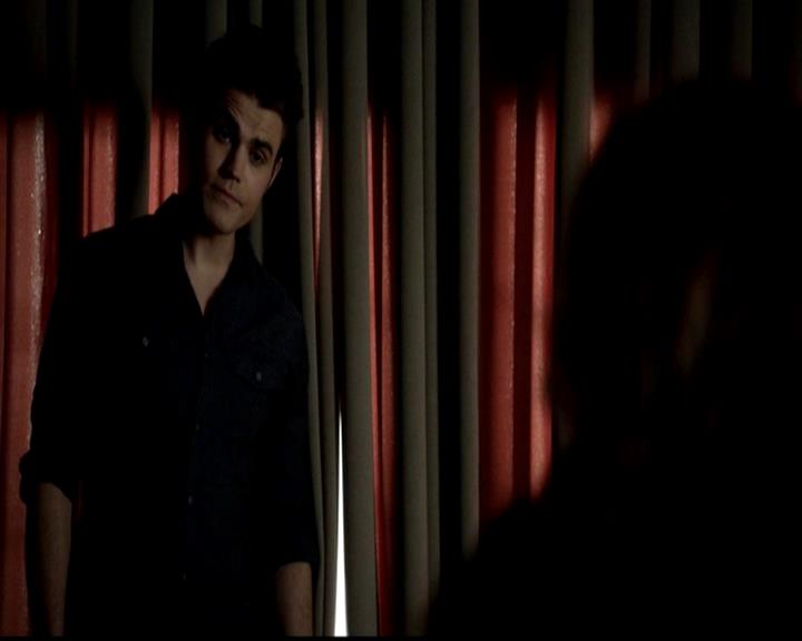 VampireDiariesWorld-dot-org_4x21ShesComeUndone0610.jpg