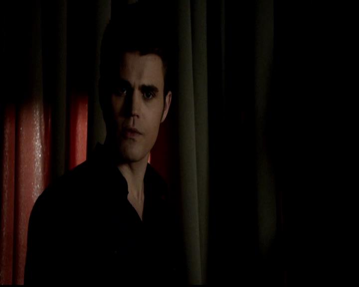 VampireDiariesWorld-dot-org_4x21ShesComeUndone0613.jpg