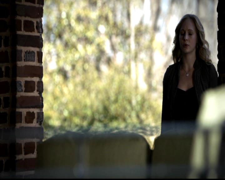 VampireDiariesWorld-dot-org_4x21ShesComeUndone0626.jpg