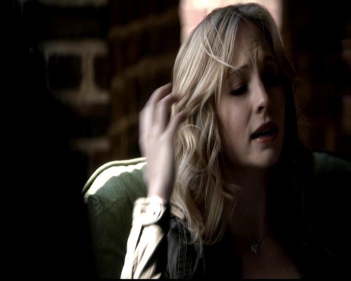 VampireDiariesWorld-dot-org_4x21ShesComeUndone0637.jpg