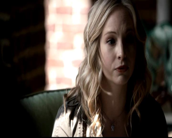 VampireDiariesWorld-dot-org_4x21ShesComeUndone0648.jpg