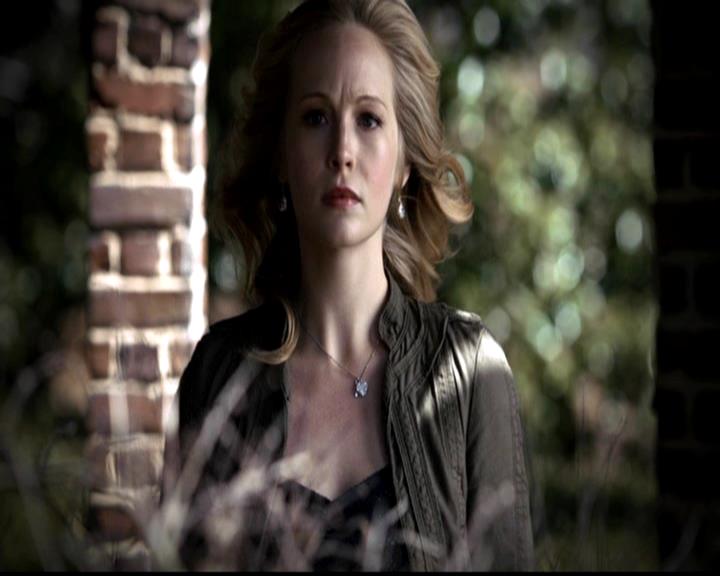 VampireDiariesWorld-dot-org_4x21ShesComeUndone0665.jpg