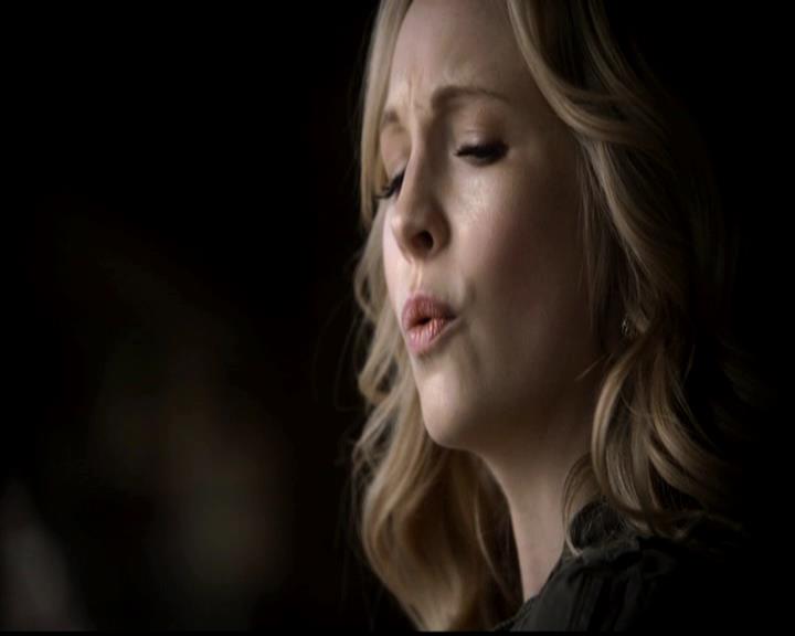 VampireDiariesWorld-dot-org_4x21ShesComeUndone0668.jpg