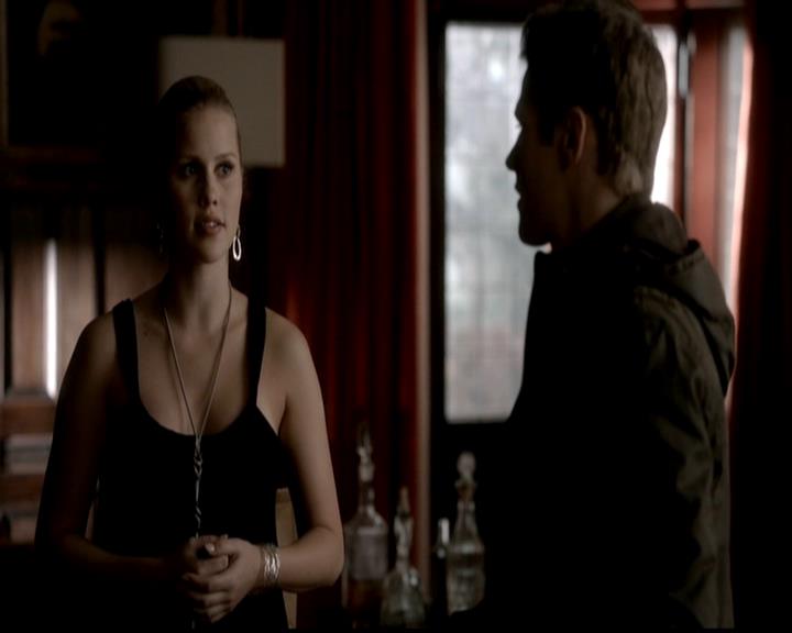 VampireDiariesWorld-dot-org_4x21ShesComeUndone0694.jpg