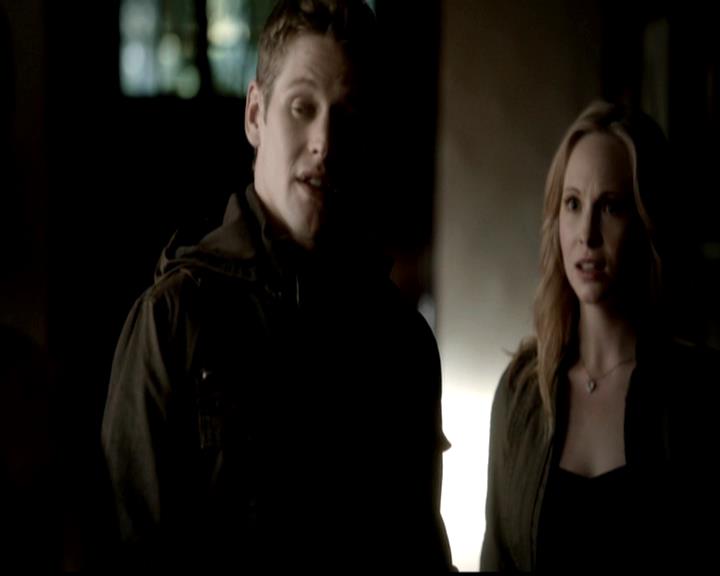 VampireDiariesWorld-dot-org_4x21ShesComeUndone0701.jpg