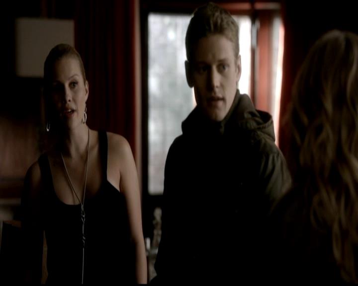 VampireDiariesWorld-dot-org_4x21ShesComeUndone0714.jpg