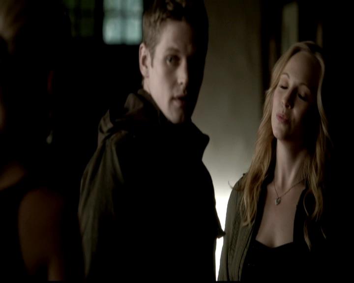 VampireDiariesWorld-dot-org_4x21ShesComeUndone0717.jpg