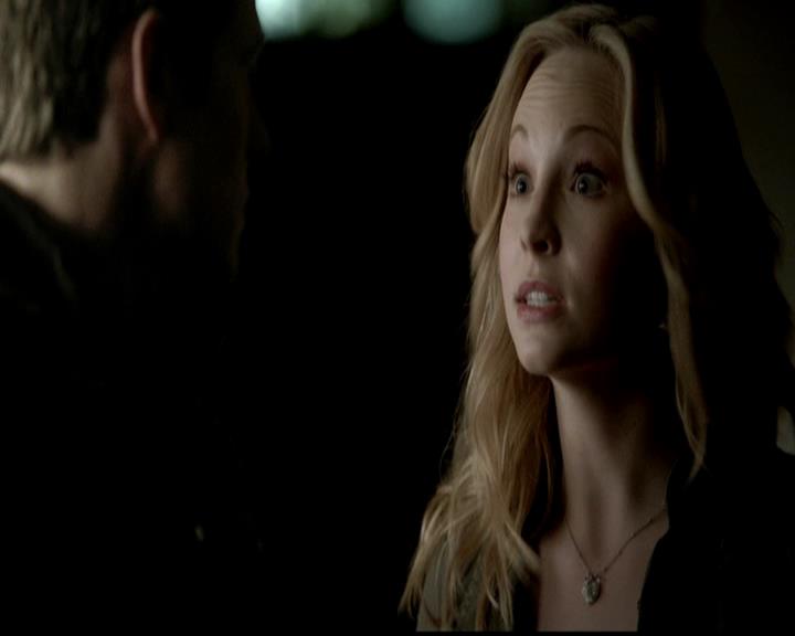 VampireDiariesWorld-dot-org_4x21ShesComeUndone0723.jpg