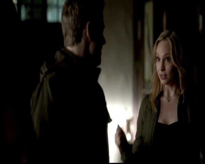 VampireDiariesWorld-dot-org_4x21ShesComeUndone0729.jpg