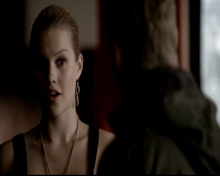 VampireDiariesWorld-dot-org_4x21ShesComeUndone0733.jpg