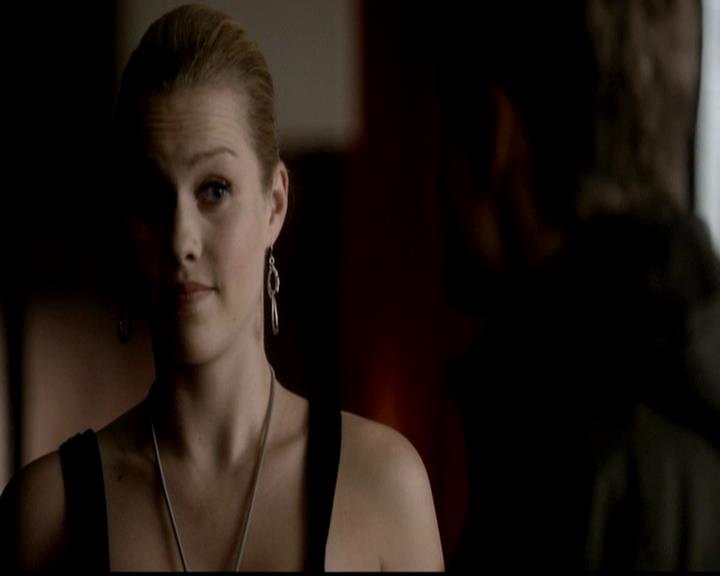 VampireDiariesWorld-dot-org_4x21ShesComeUndone0734.jpg