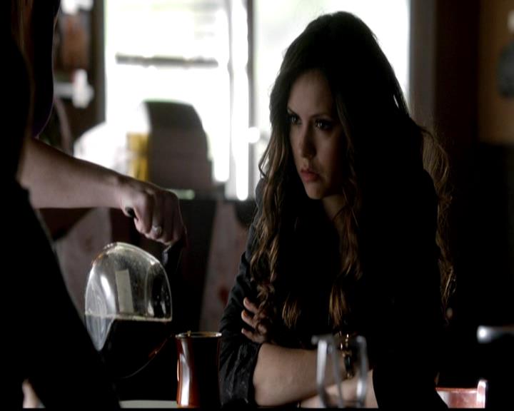 VampireDiariesWorld-dot-org_4x21ShesComeUndone0763.jpg