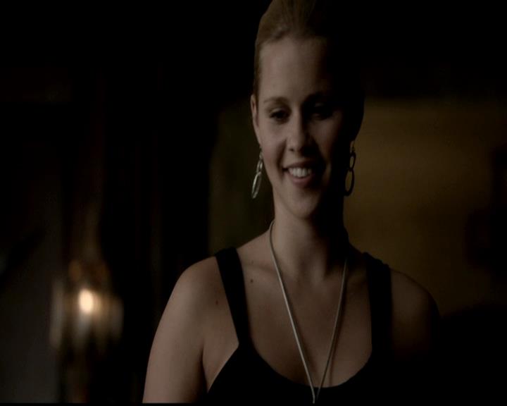 VampireDiariesWorld-dot-org_4x21ShesComeUndone1085.jpg