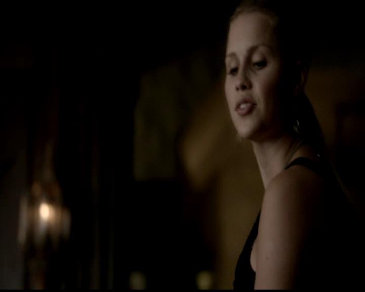 VampireDiariesWorld-dot-org_4x21ShesComeUndone1086.jpg