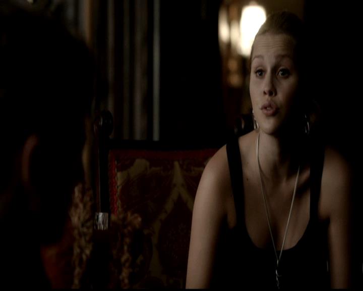 VampireDiariesWorld-dot-org_4x21ShesComeUndone1097.jpg