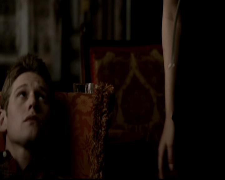 VampireDiariesWorld-dot-org_4x21ShesComeUndone1118.jpg