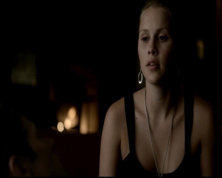 VampireDiariesWorld-dot-org_4x21ShesComeUndone1120.jpg