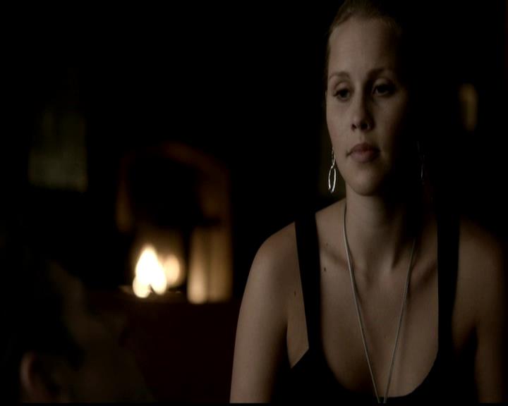 VampireDiariesWorld-dot-org_4x21ShesComeUndone1122.jpg