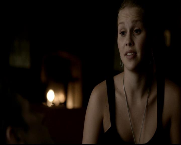 VampireDiariesWorld-dot-org_4x21ShesComeUndone1123.jpg