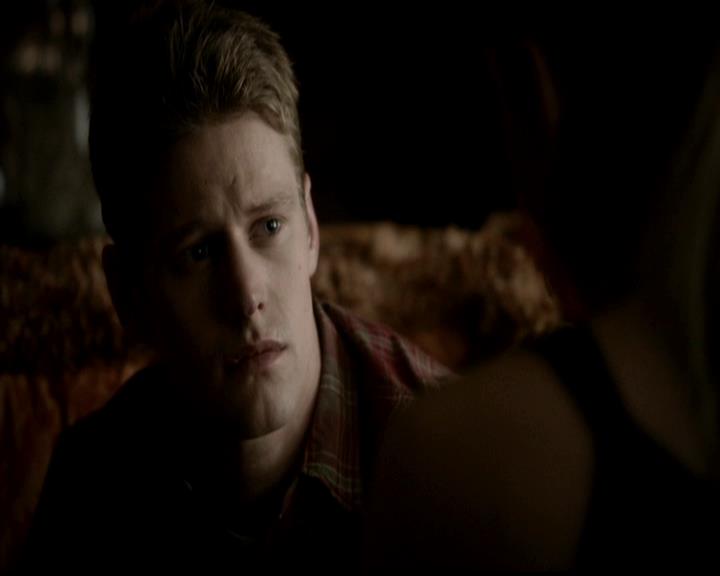 VampireDiariesWorld-dot-org_4x21ShesComeUndone1141.jpg