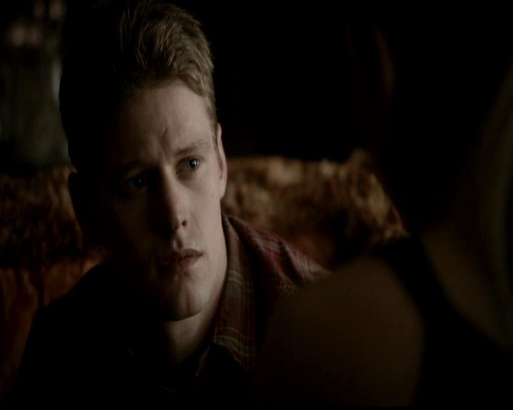 VampireDiariesWorld-dot-org_4x21ShesComeUndone1142.jpg