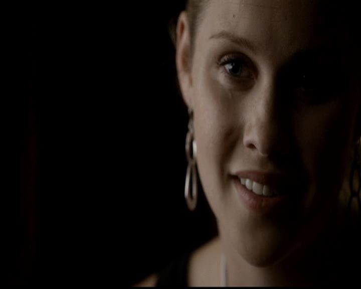 VampireDiariesWorld-dot-org_4x21ShesComeUndone1150.jpg