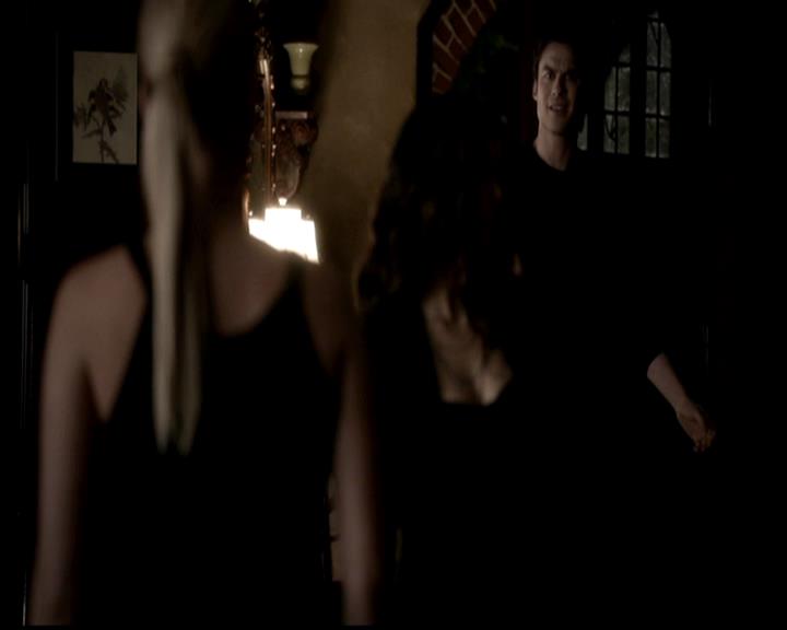 VampireDiariesWorld-dot-org_4x21ShesComeUndone1157.jpg