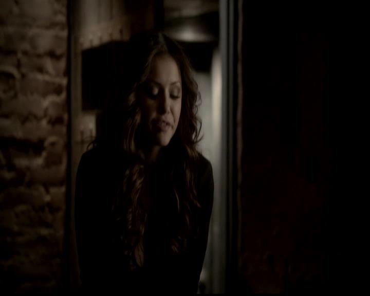 VampireDiariesWorld-dot-org_4x21ShesComeUndone1288.jpg