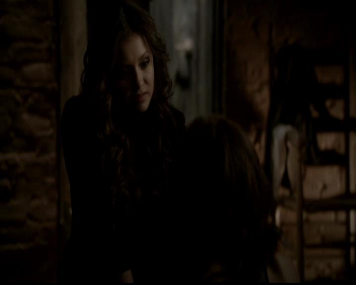 VampireDiariesWorld-dot-org_4x21ShesComeUndone1289.jpg