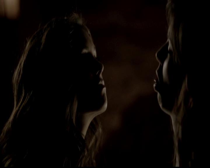 VampireDiariesWorld-dot-org_4x21ShesComeUndone1299.jpg