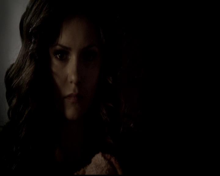 VampireDiariesWorld-dot-org_4x21ShesComeUndone1317.jpg