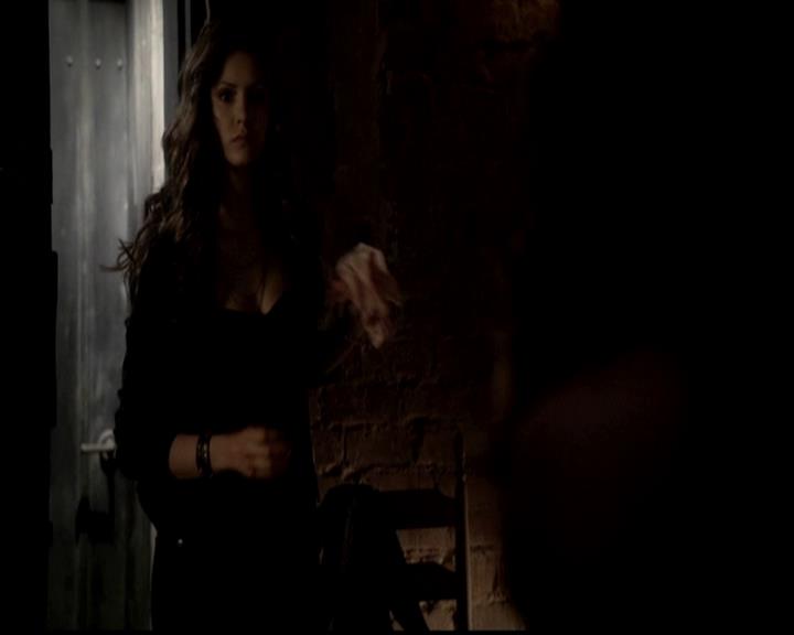 VampireDiariesWorld-dot-org_4x21ShesComeUndone1321.jpg