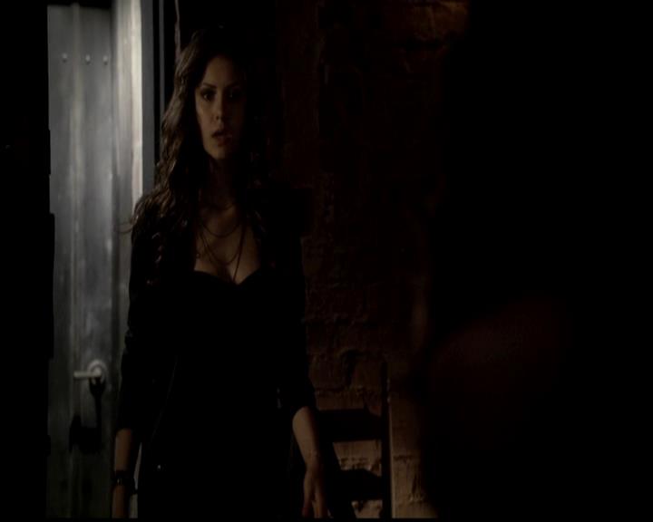 VampireDiariesWorld-dot-org_4x21ShesComeUndone1322.jpg