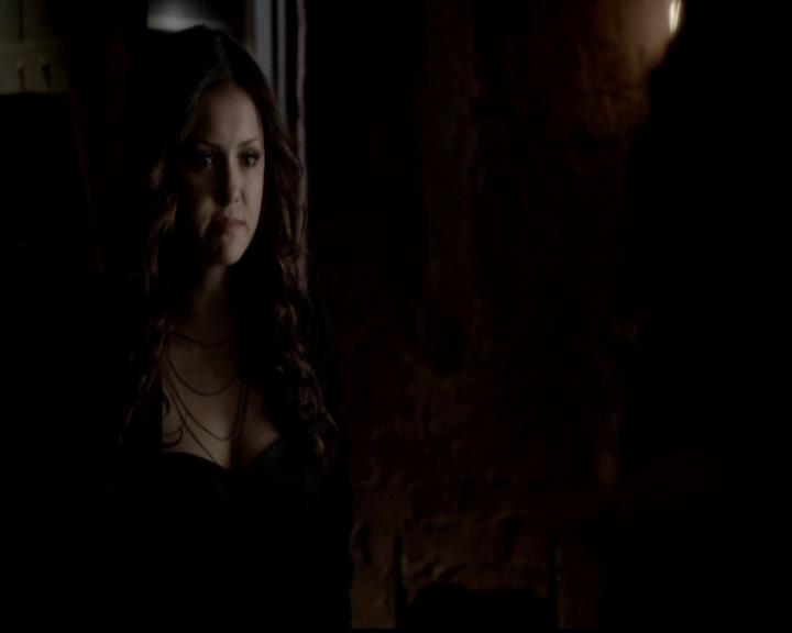 VampireDiariesWorld-dot-org_4x21ShesComeUndone1324.jpg