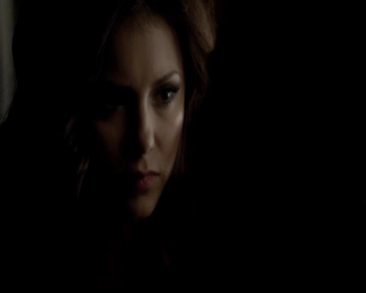 VampireDiariesWorld-dot-org_4x21ShesComeUndone1334.jpg